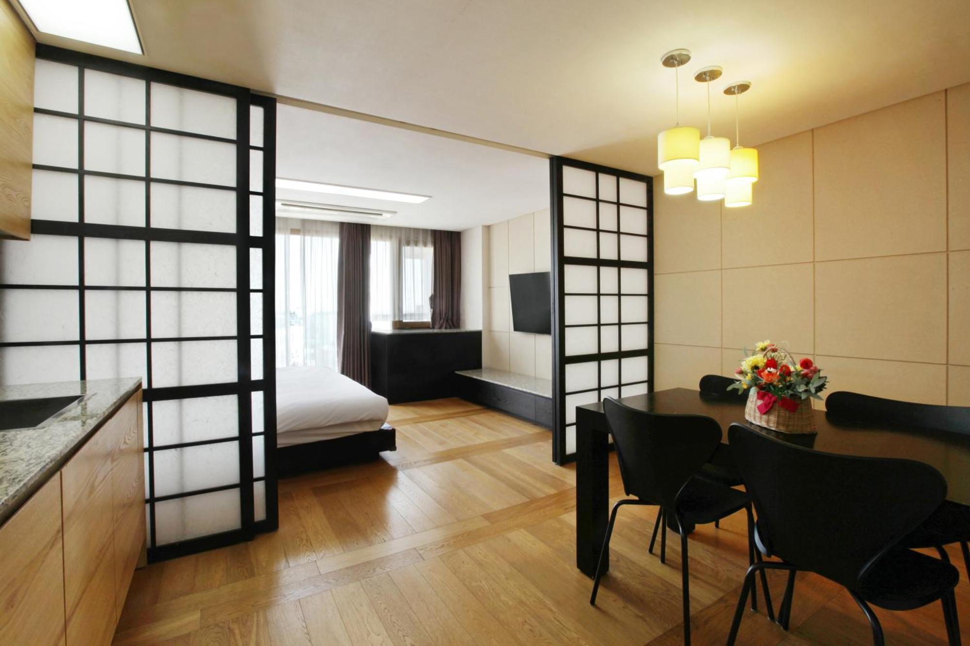 Shin Shin Hotel Jeju Ocean Seogwipo Ngoại thất bức ảnh